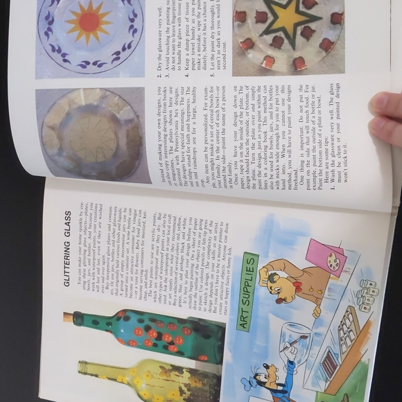 Vintage Disney's Wonderful World of Knowledge Year Book 1981 - Picture 12 of 12